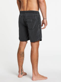SHORT CENTER TRUNKS / BLACK / BLK